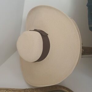 FLOPPY SUN HAT